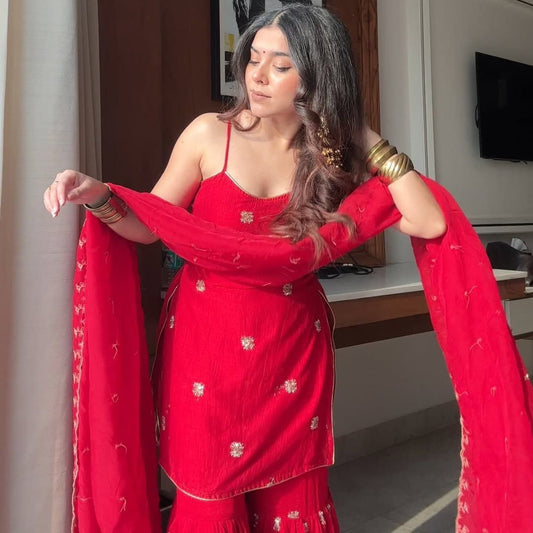 Laal Ishq Sharars Set