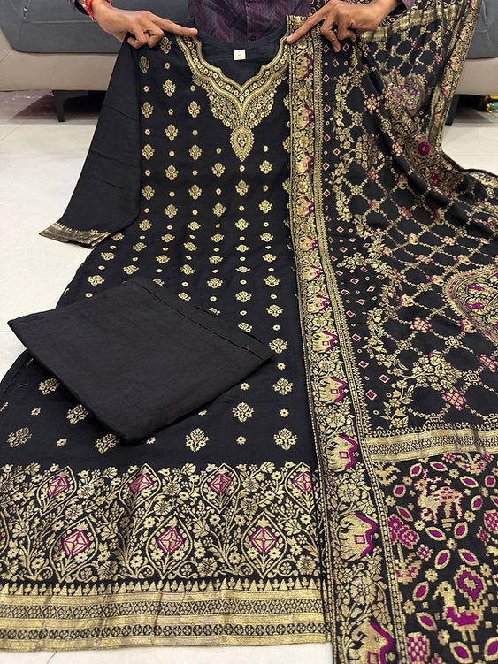 Kanjivaram Glass Tissue Suit Set