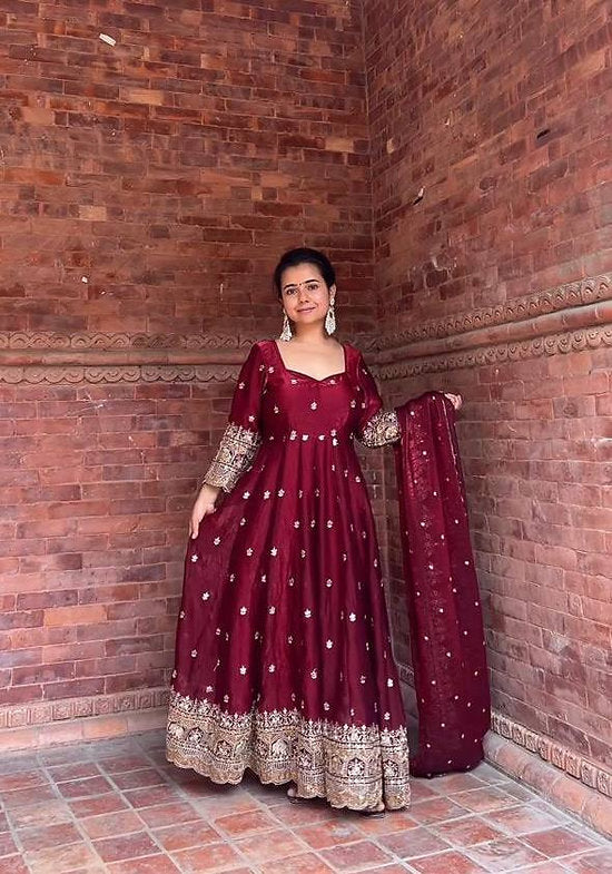 New Designer Anarkali Suit In Fancy Fabric