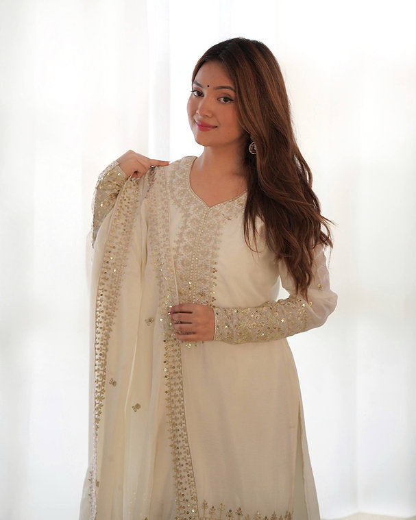 Straight Fit Kurta With Dupatta Set & Trouser