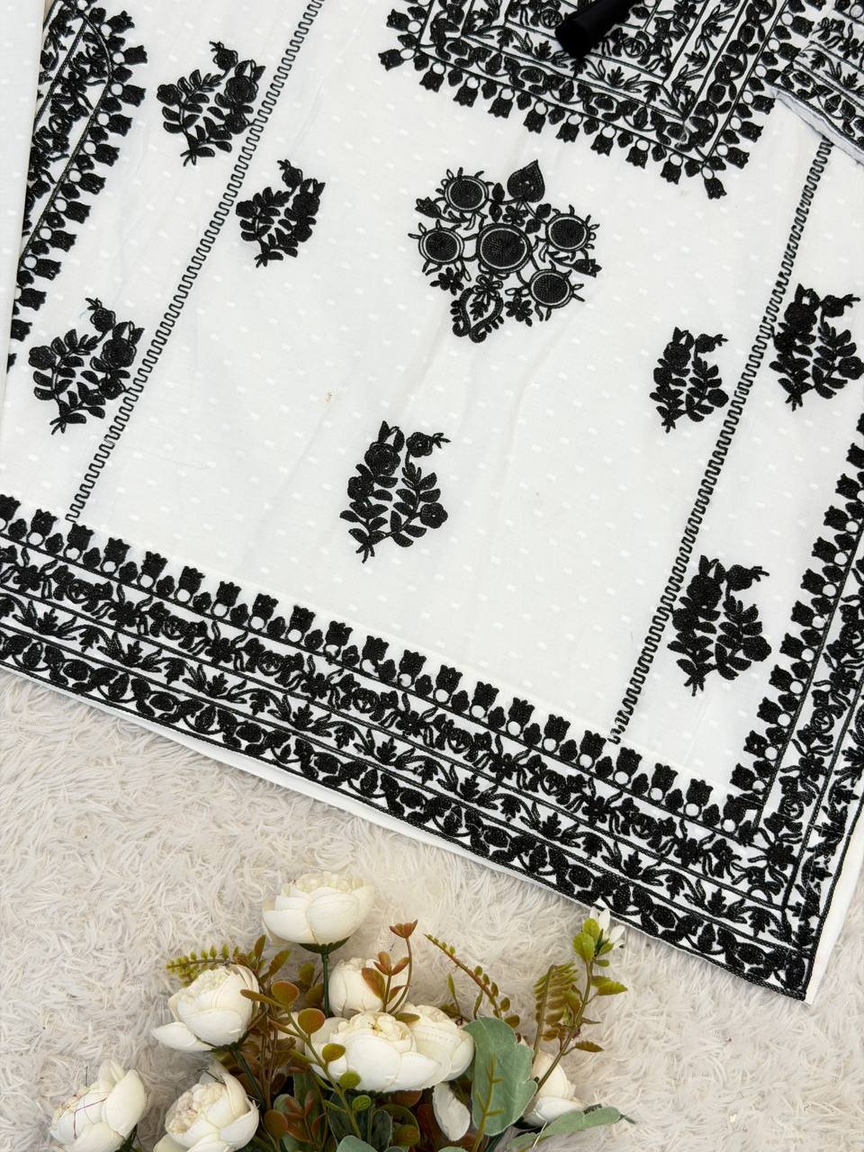 Ink & Ivory Kurta Set