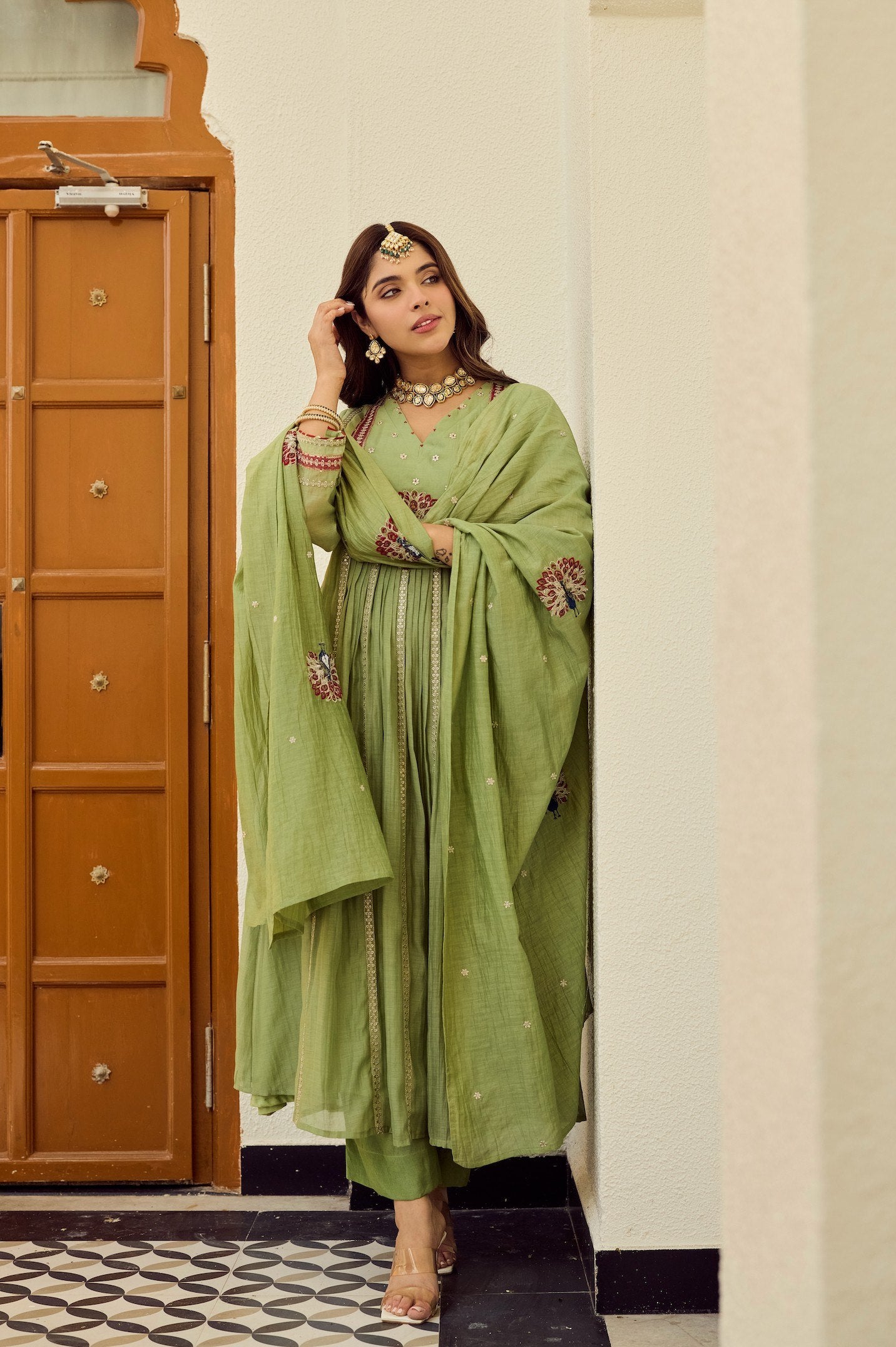 Verde Peacock Suit Set
