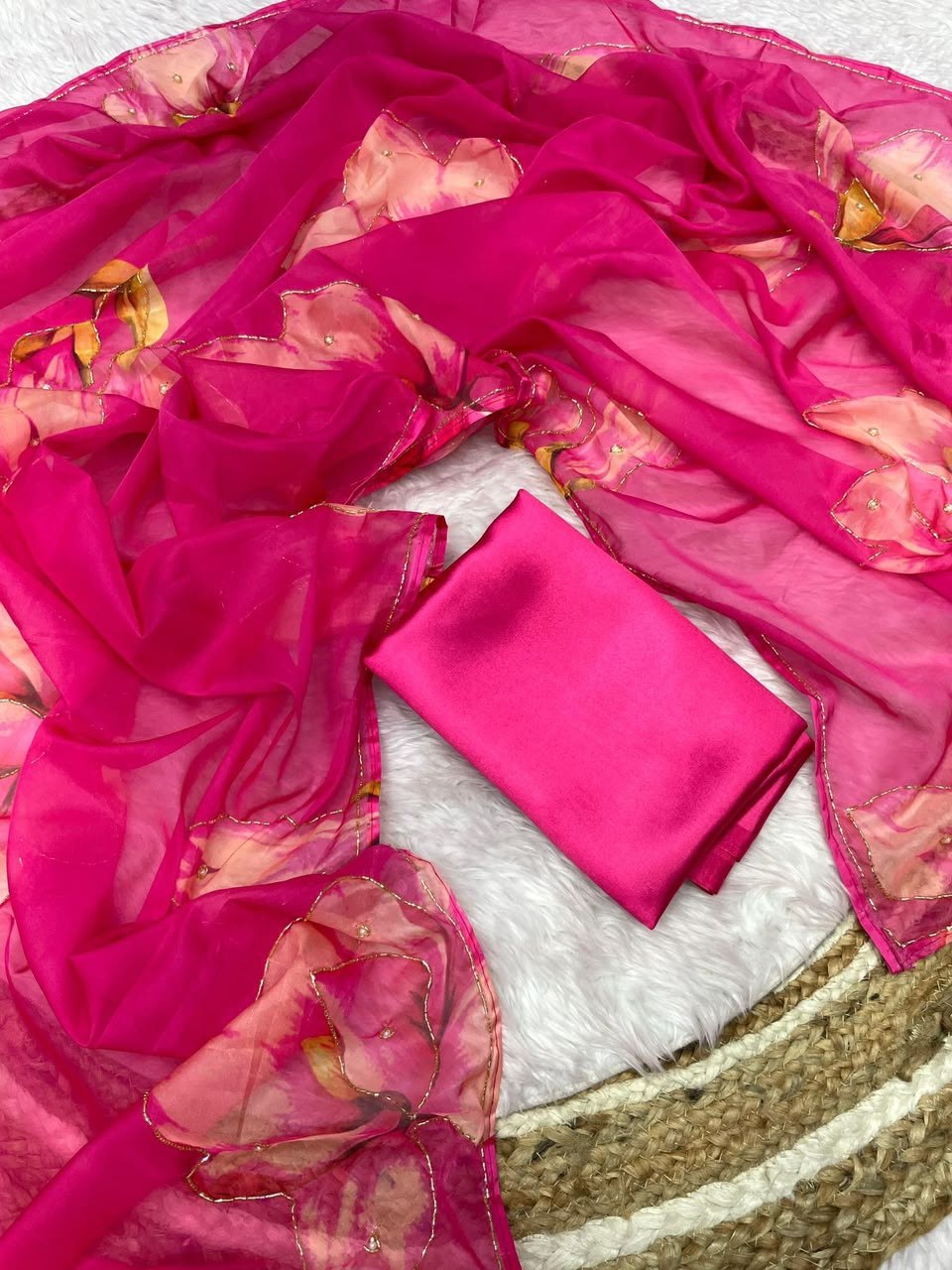 Iyla Floral Saree