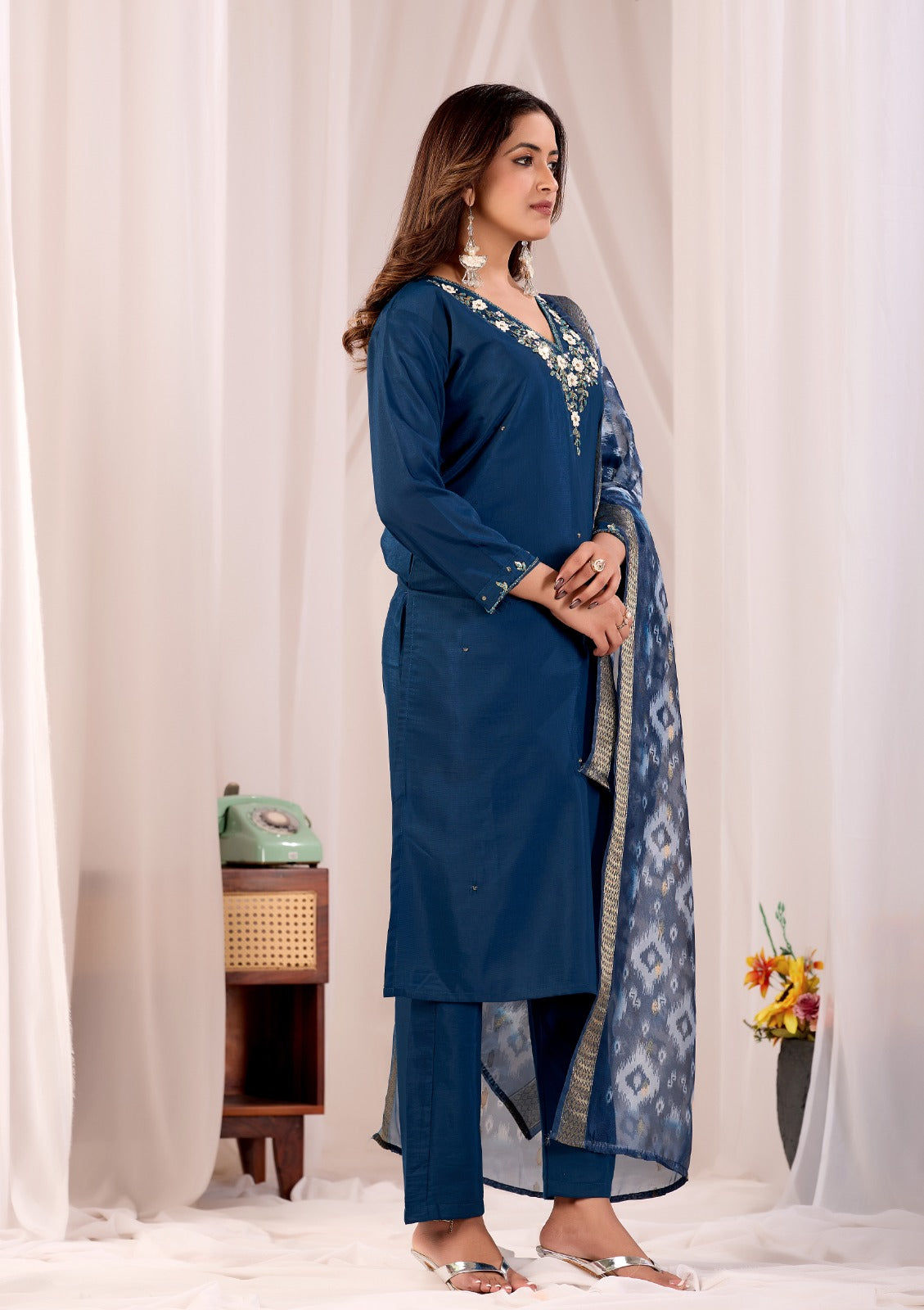 Neelika Suit Set