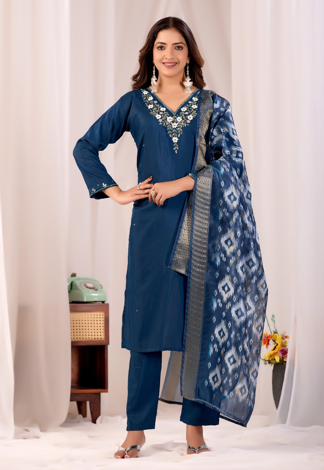 Neelika Suit Set