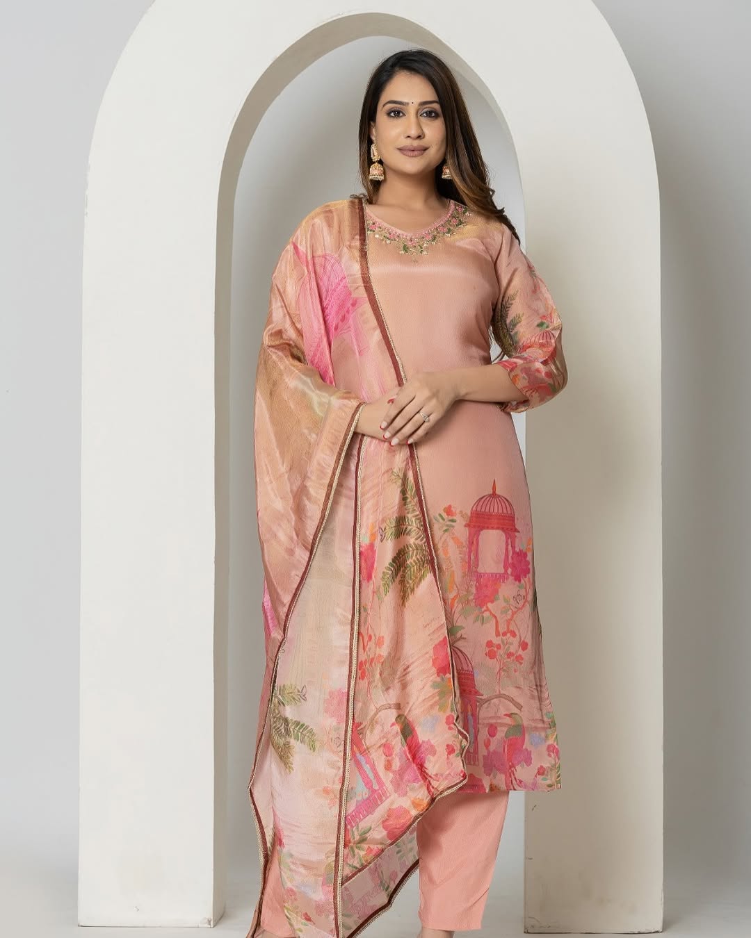 Aangan Bloom Suit Set